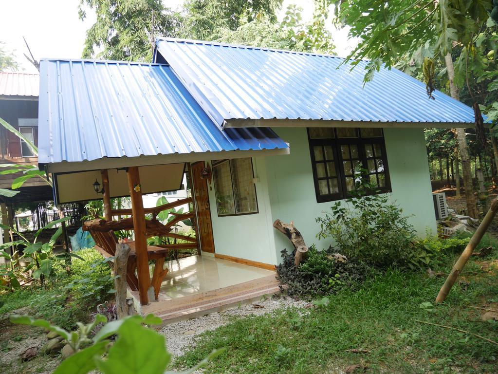 Loei Airport Homestay Екстер'єр фото